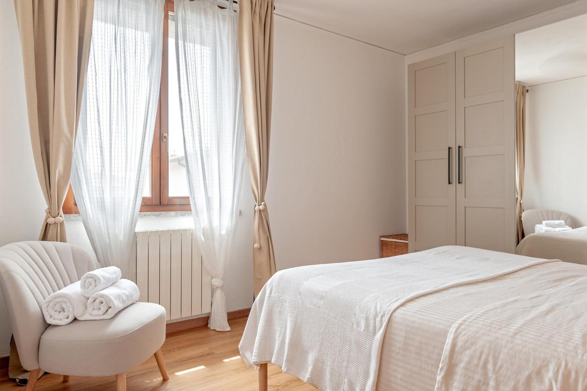 Cozy Retreat In Coastal Livorno Apartman Kültér fotó